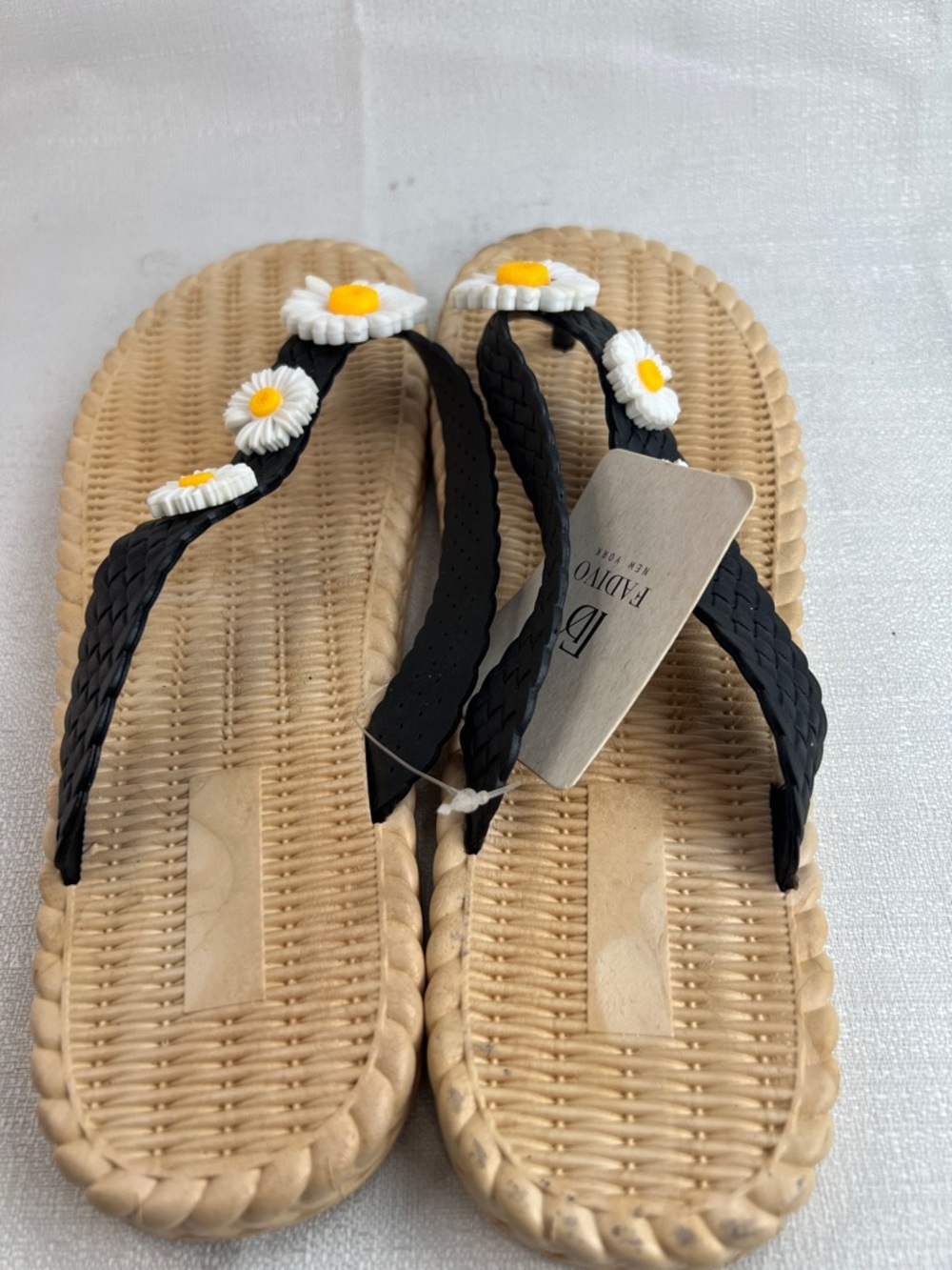 Fadivo New York, thong sandals, Perfect for beach pool or the lake - Picture 3 of 4